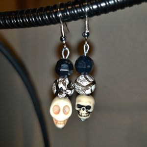 NEW Skull Skeleton Metal Bead Charm Dangle Drop Marble Silver White Emo Rock